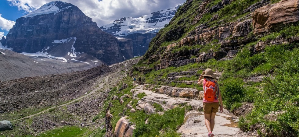 Camminare in montagna, i benefici per la salute